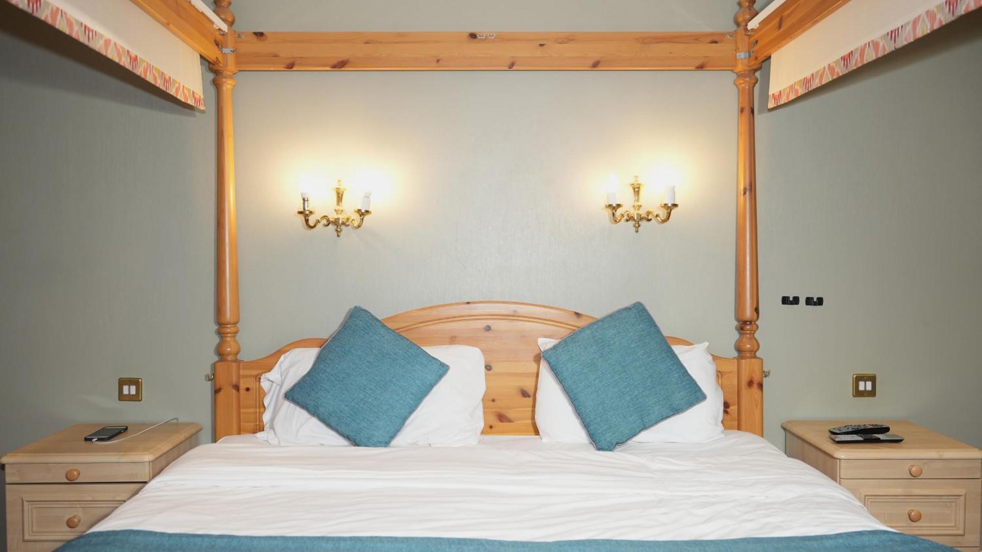 Consort Hotel Ротергем Екстер'єр фото